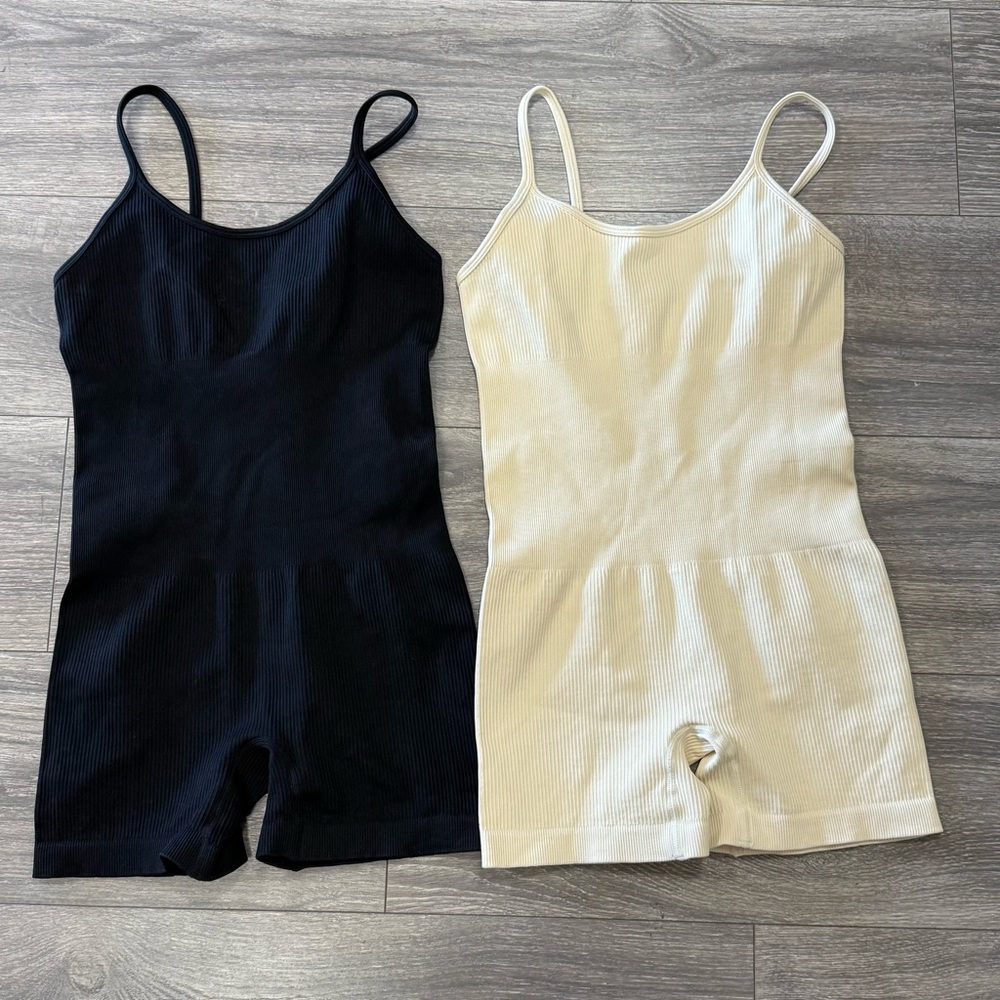 Black and Cream Ribbed Romper bundle